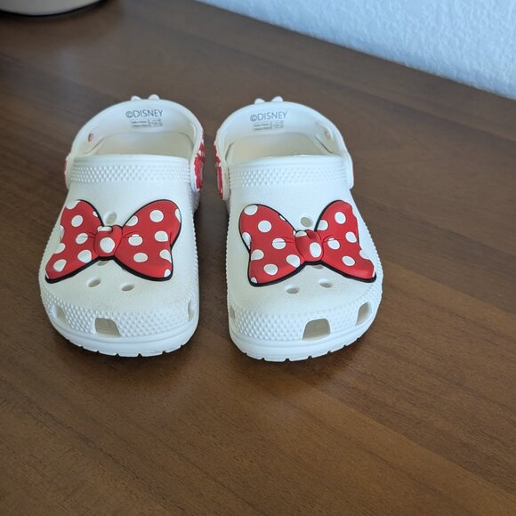 Crocs Disney Minnie Mouse Youth Girl’s Slip-On Clogs — Size 9 - Picture 2 of 7